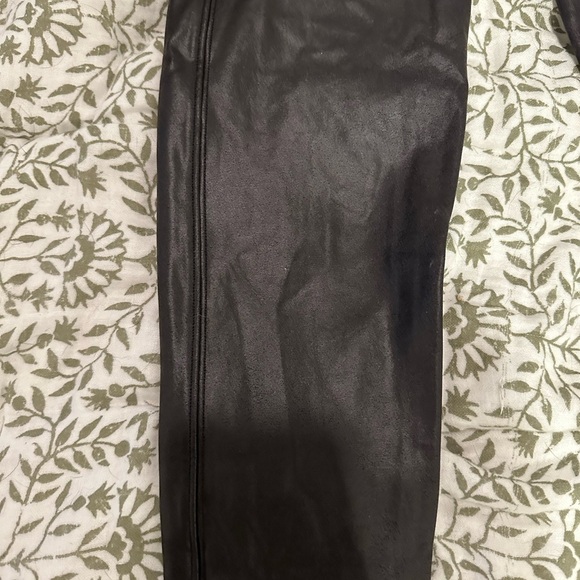 Cute leggings - just live in a hot area where I don’t wear a lot. - Picture 2 of 4